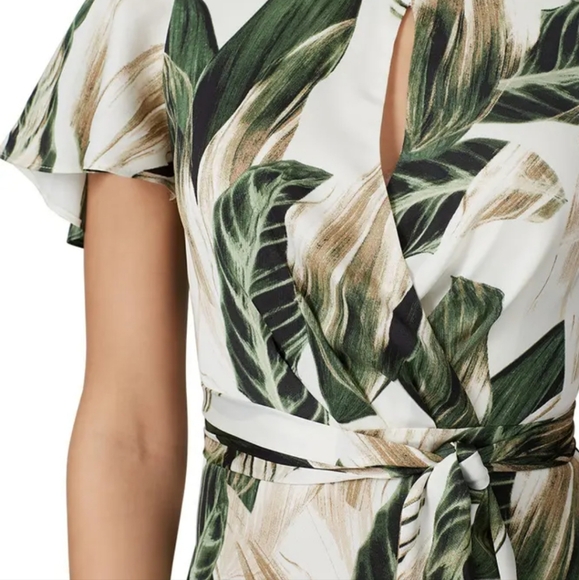 Palm-printed tie-back dress by Great Jones - Picture 7 of 8